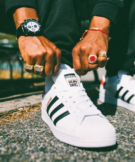 adidas superstar without laces.